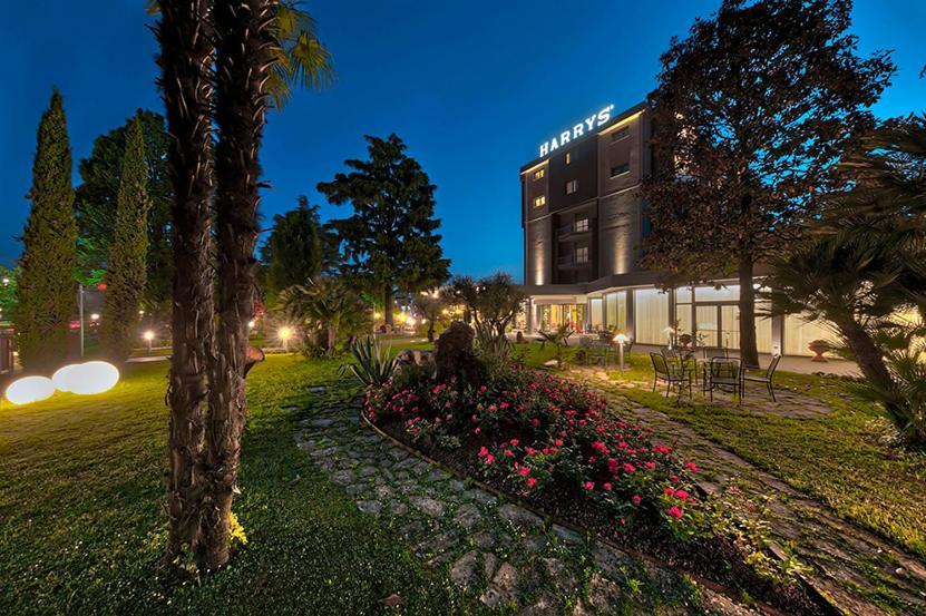 Hotel Harrys' Garden Abano Terme Exterior foto