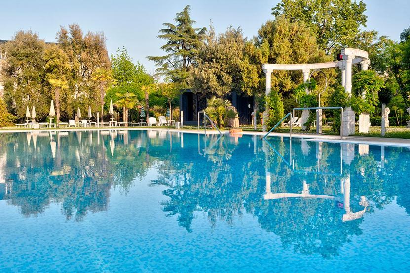 Hotel Harrys' Garden Abano Terme Exterior foto