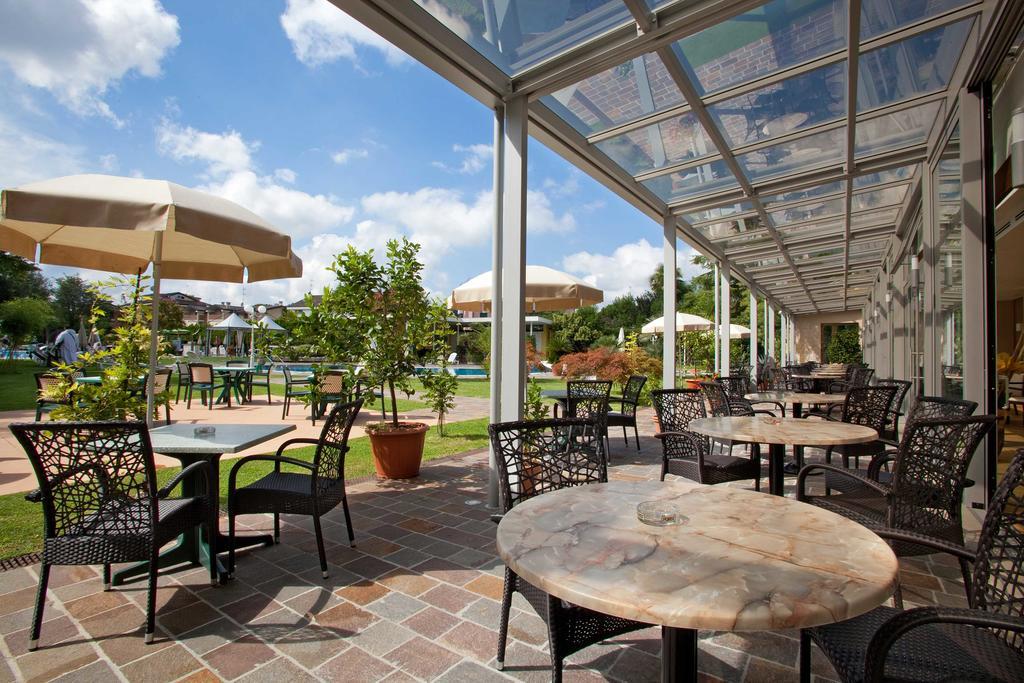Hotel Harrys' Garden Abano Terme Exterior foto